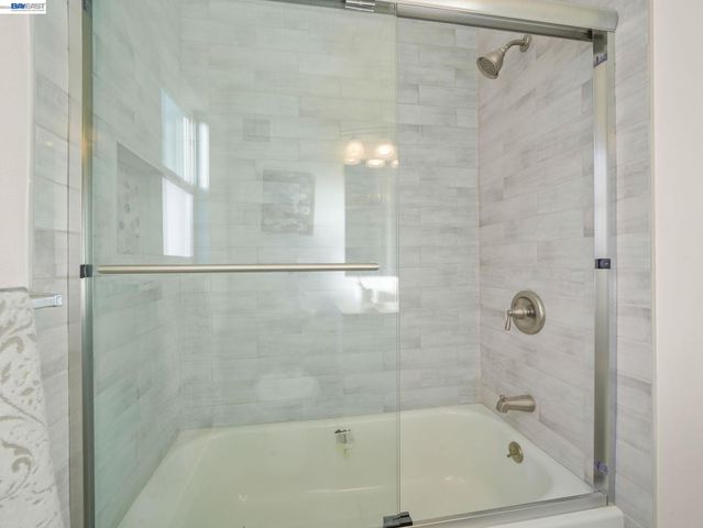 36605 Hafner St, Newark, CA 94560