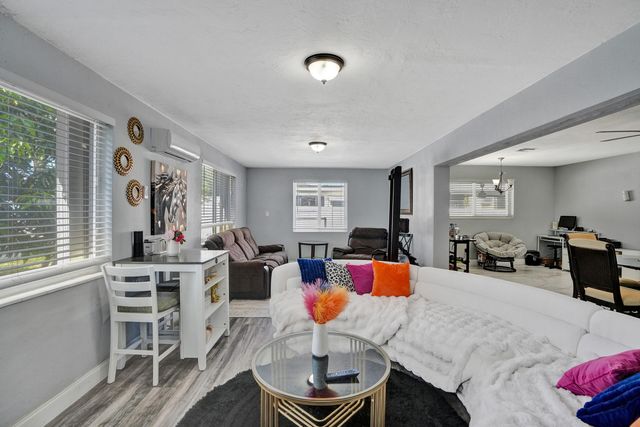 2320 NW 191st Terrace, Miami Gardens, FL 33056