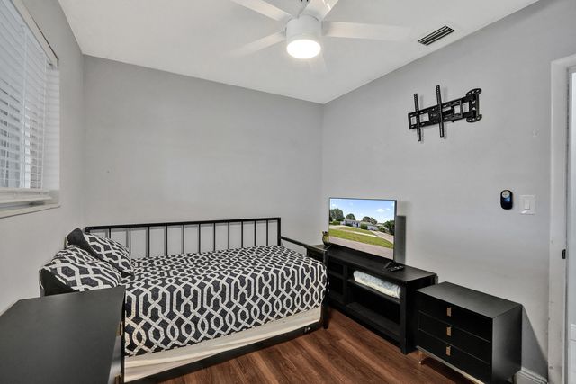 2320 NW 191st Terrace, Miami Gardens, FL 33056