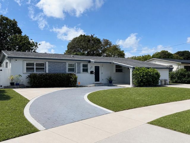 2320 NW 191st Terrace, Miami Gardens, FL 33056