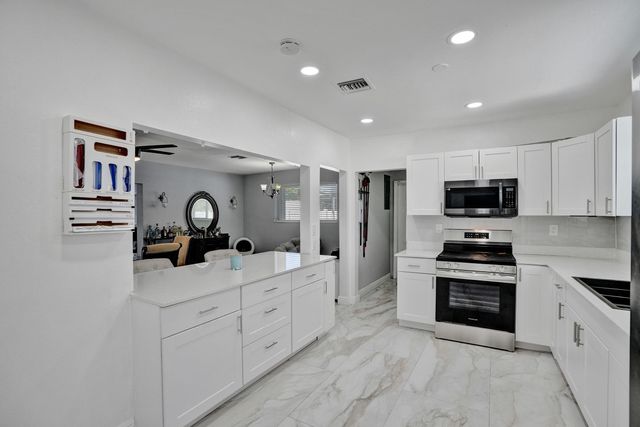 2320 NW 191st Terrace, Miami Gardens, FL 33056