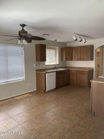 16575 W MORELAND Street, Goodyear, AZ 85338