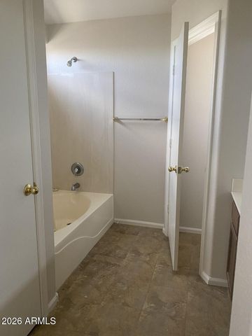 16575 W MORELAND Street, Goodyear, AZ 85338