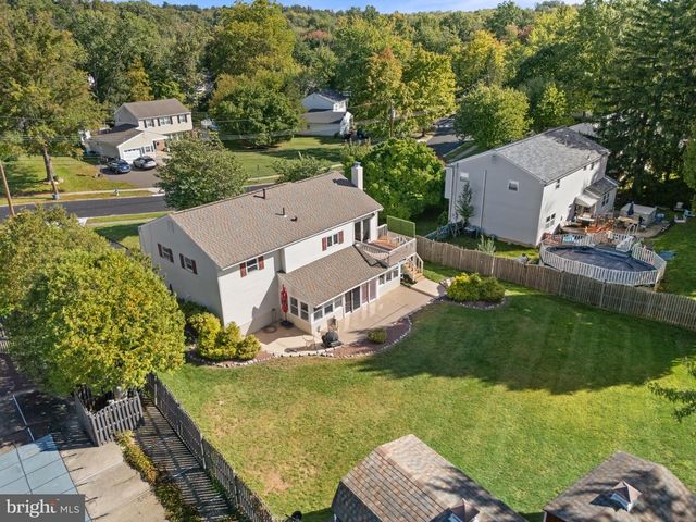 2120 GREYHORSE DR, Warrington, PA 18976