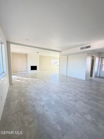 5048 Trojan Drive, El Paso, TX 79924