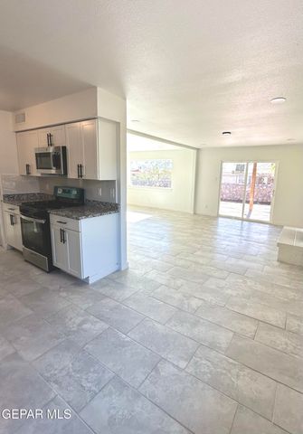 5048 Trojan Drive, El Paso, TX 79924