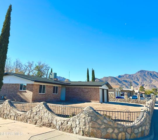 5048 Trojan Drive, El Paso, TX 79924