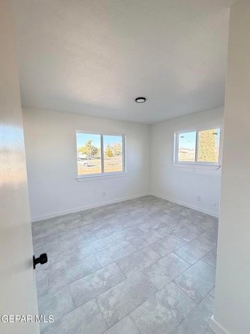 5048 Trojan Drive, El Paso, TX 79924