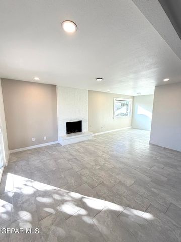 5048 Trojan Drive, El Paso, TX 79924