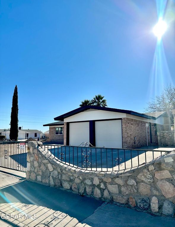 5048 Trojan Drive, El Paso, TX 79924