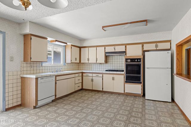 727 Brossard Drive, Thousand Oaks, CA 91360