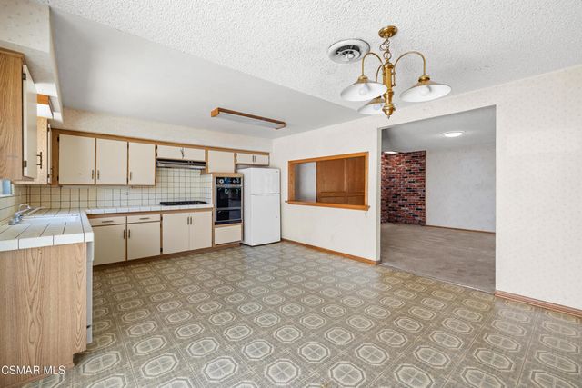727 Brossard Drive, Thousand Oaks, CA 91360