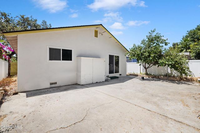 727 Brossard Drive, Thousand Oaks, CA 91360