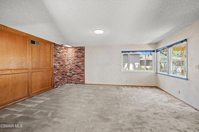 727 Brossard Drive, Thousand Oaks, CA 91360