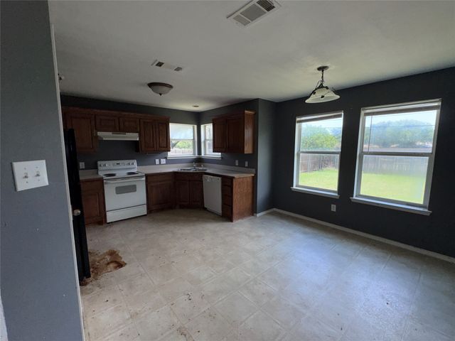 517 Birch Street, Crowley, TX 76036