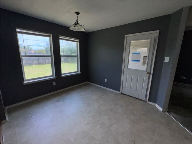 517 Birch Street, Crowley, TX 76036