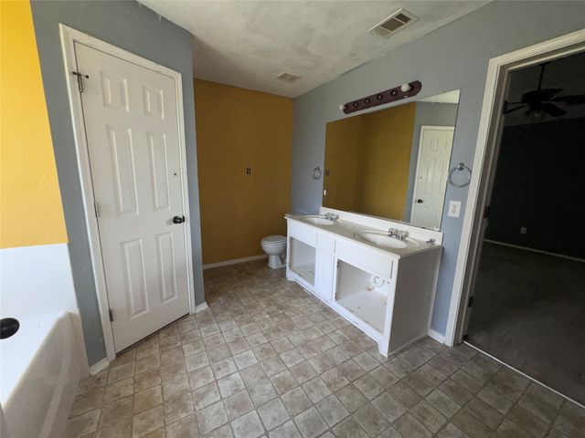 517 Birch Street, Crowley, TX 76036