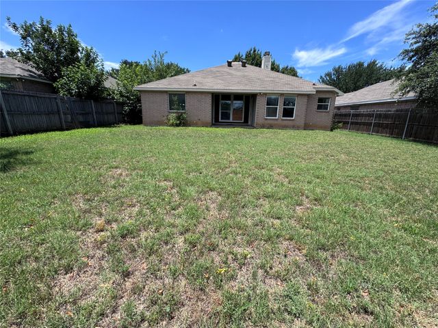 517 Birch Street, Crowley, TX 76036
