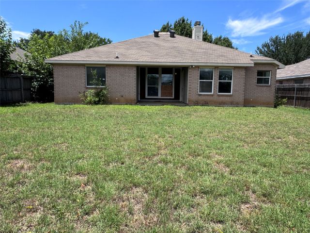 517 Birch Street, Crowley, TX 76036