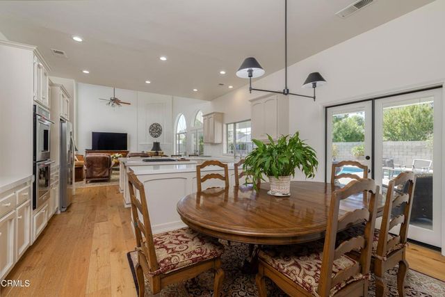 9100 Saint Cloud Lane, Bakersfield, CA 93311