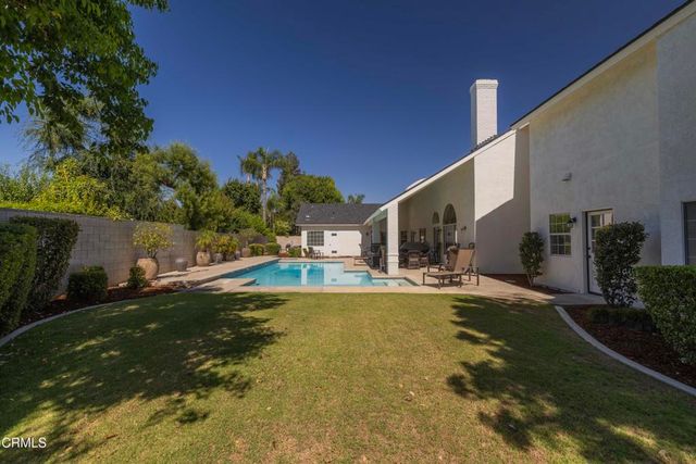 9100 Saint Cloud Lane, Bakersfield, CA 93311