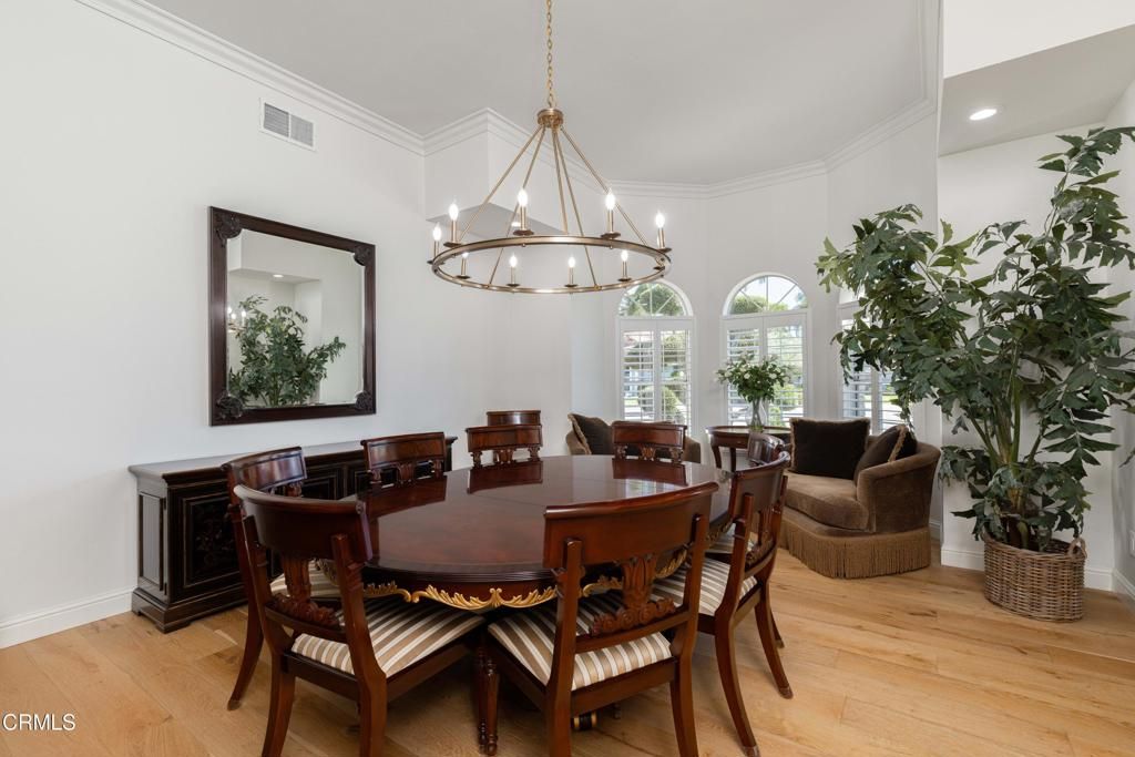 Image 12 of property listing at 9100 Saint Cloud Lane, Bakersfield, CA 93311