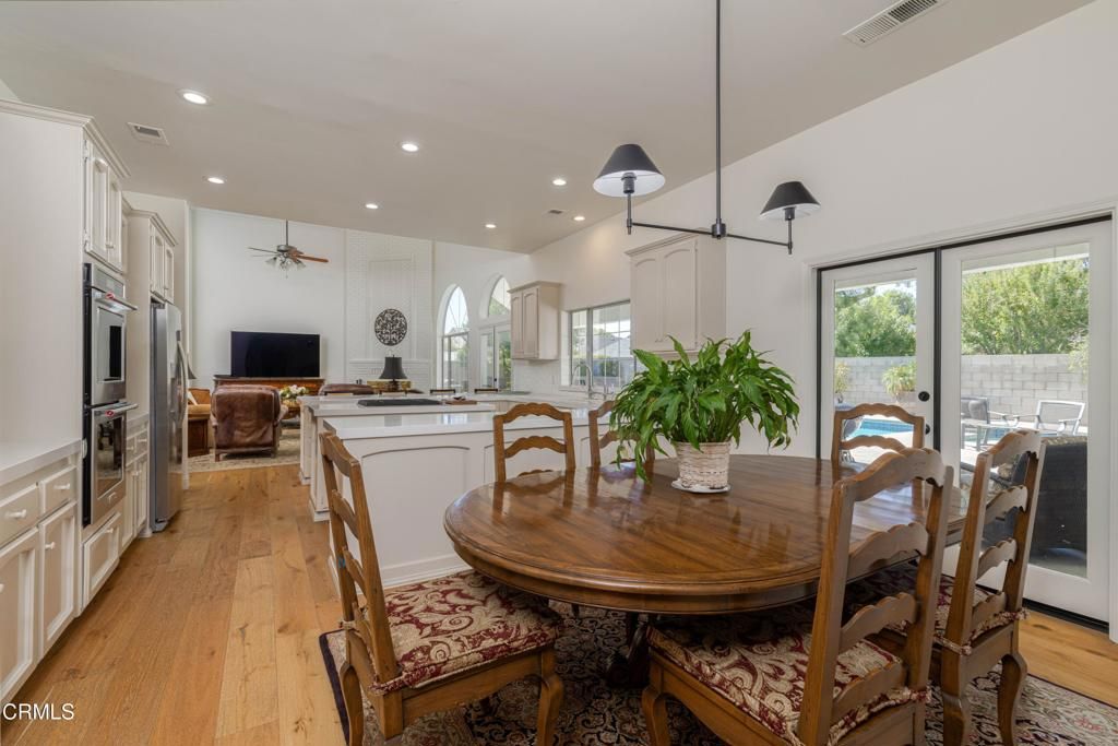 Image 20 of property listing at 9100 Saint Cloud Lane, Bakersfield, CA 93311