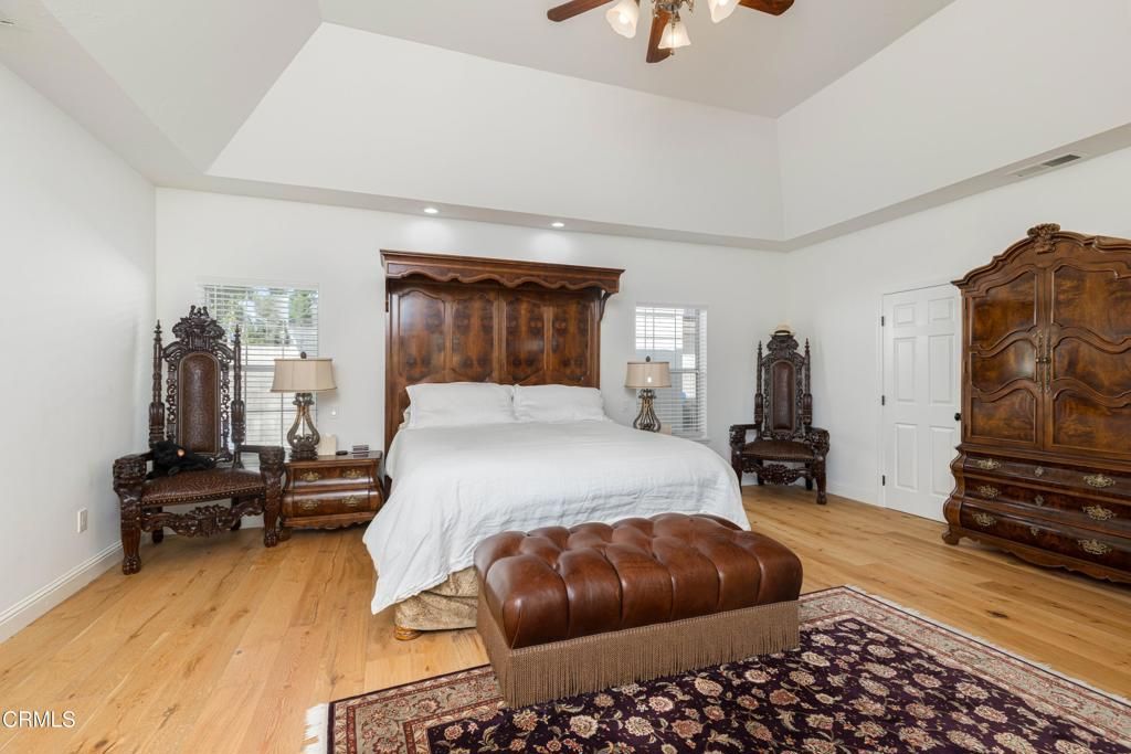 Image 22 of property listing at 9100 Saint Cloud Lane, Bakersfield, CA 93311