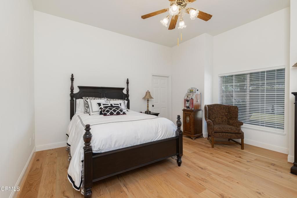 Image 35 of property listing at 9100 Saint Cloud Lane, Bakersfield, CA 93311
