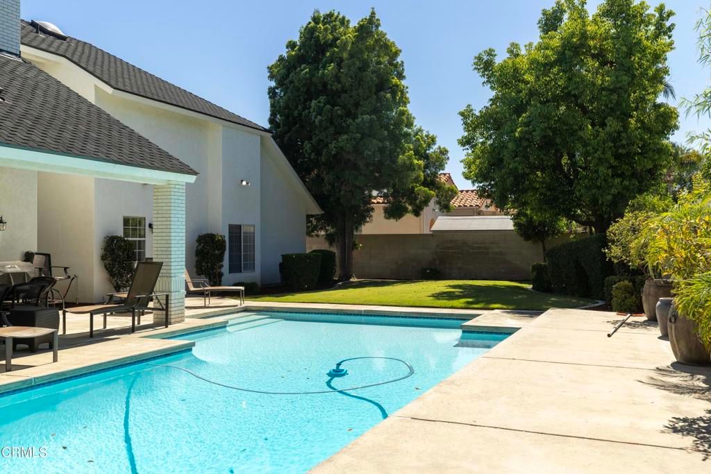 Image 44 of property listing at 9100 Saint Cloud Lane, Bakersfield, CA 93311