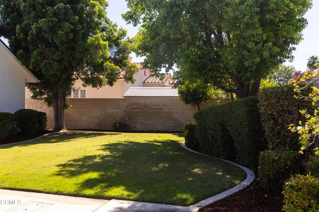 Image 48 of property listing at 9100 Saint Cloud Lane, Bakersfield, CA 93311