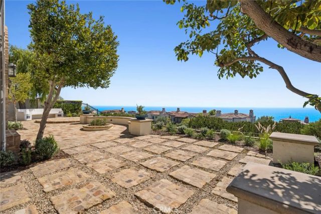 28 Cliffhouse, Newport Coast, CA 92657