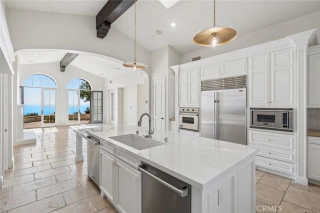 28 Cliffhouse, Newport Coast, CA 92657