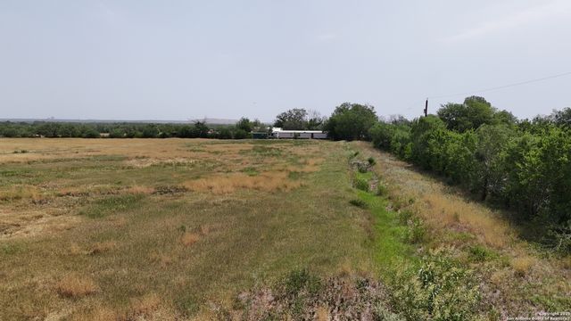 10945 Dillon, Atascosa, TX 78002