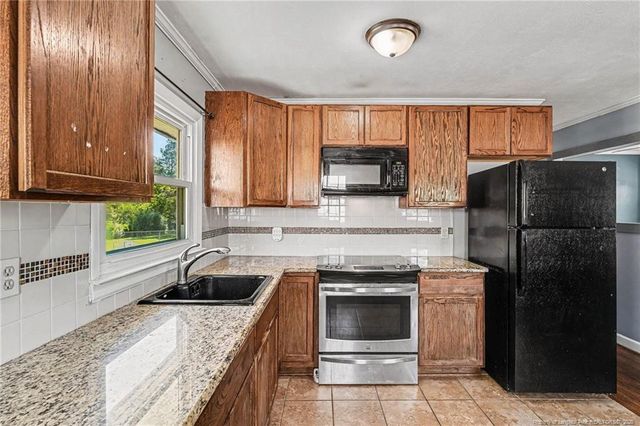 420 Wallace Mclean Road, Raeford, NC 28376