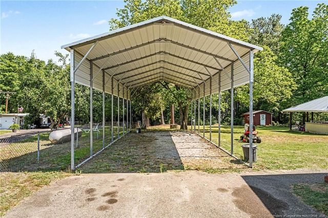 420 Wallace Mclean Road, Raeford, NC 28376