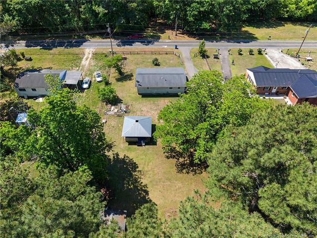 420 Wallace Mclean Road, Raeford, NC 28376