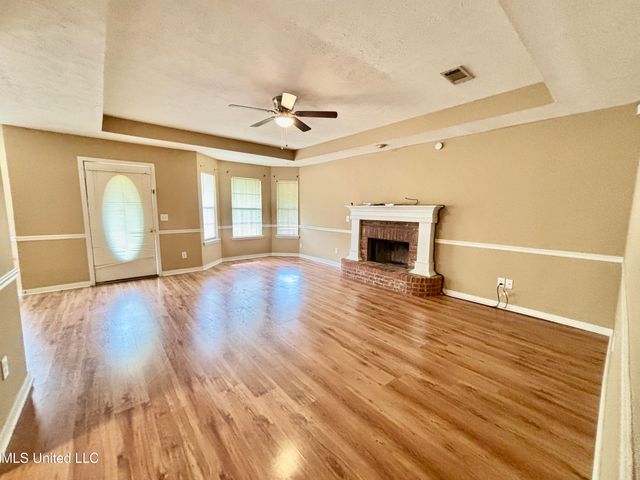 2062 Fox Hill Lane, Byram, MS 39272