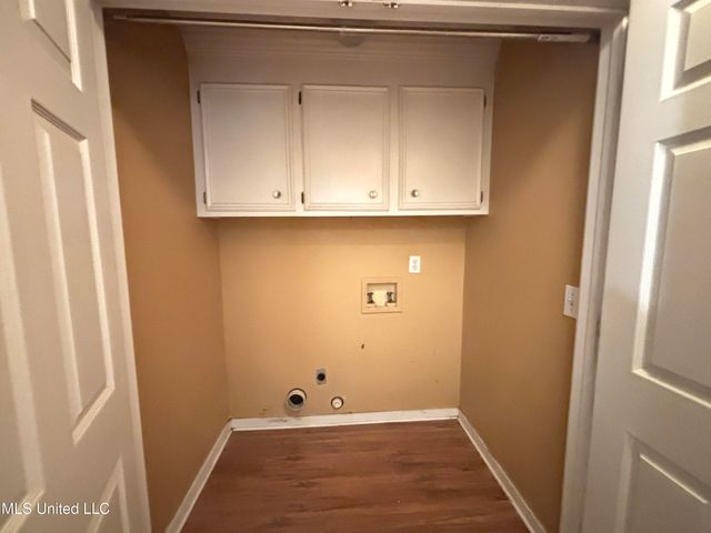 2062 Fox Hill Lane, Byram, MS 39272