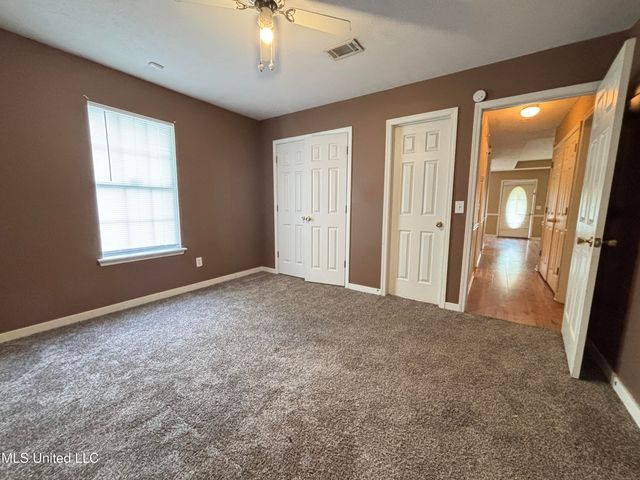 2062 Fox Hill Lane, Byram, MS 39272