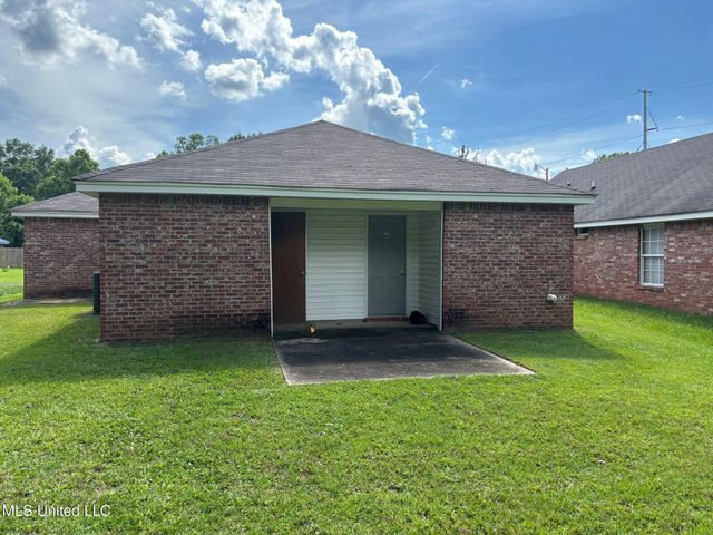 2062 Fox Hill Lane, Byram, MS 39272