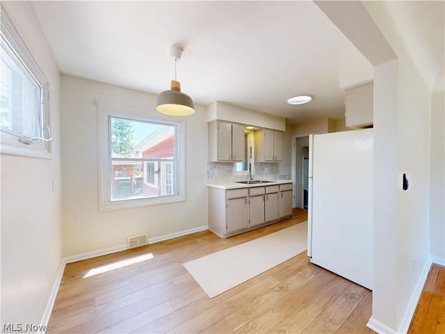 1713 Empire Road, Wickliffe, OH 44092