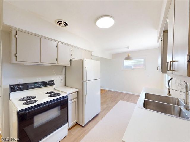 1713 Empire Road, Wickliffe, OH 44092