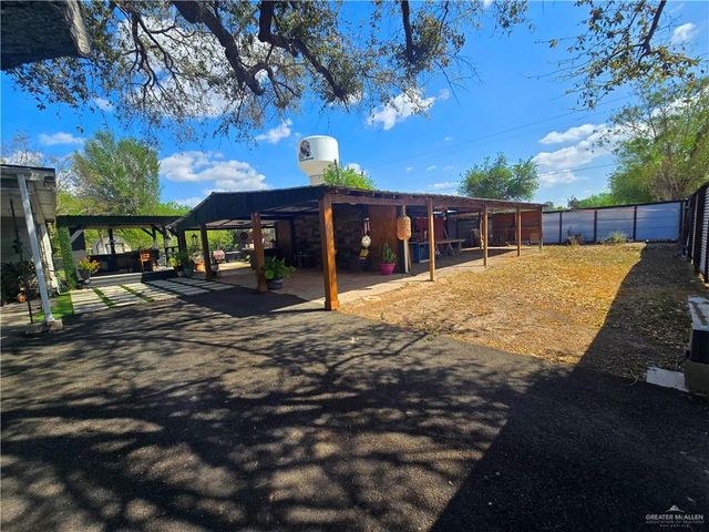 943 W Bowie Avenue, Alamo, TX 78516