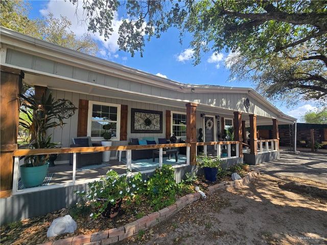 943 W Bowie Avenue, Alamo, TX 78516