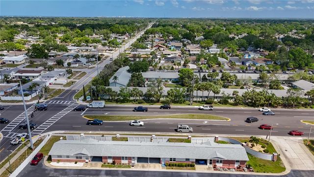 12400 PARK BOULEVARD 121, Seminole, FL 33772