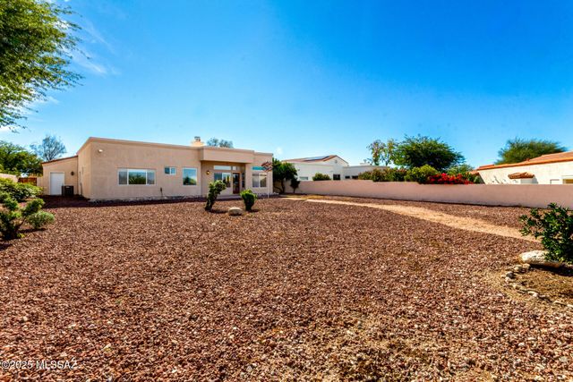 6697 N Shadow Run Drive, Tucson, AZ 85704