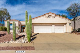 6697 N Shadow Run Drive, Tucson, AZ 85704