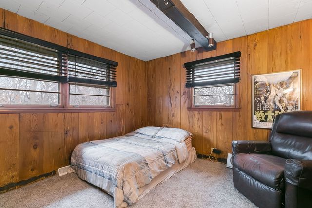 9215 S 83rd Avenue, Hickory Hills, IL 60457