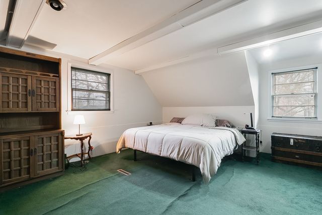 9215 S 83rd Avenue, Hickory Hills, IL 60457